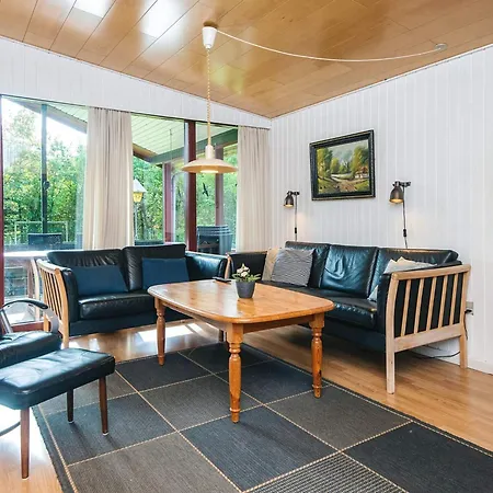 6 Person In בית נופש