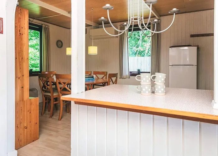 6 Person In Дом отдыха