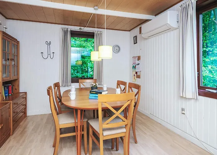 6 Person In Дом отдыха